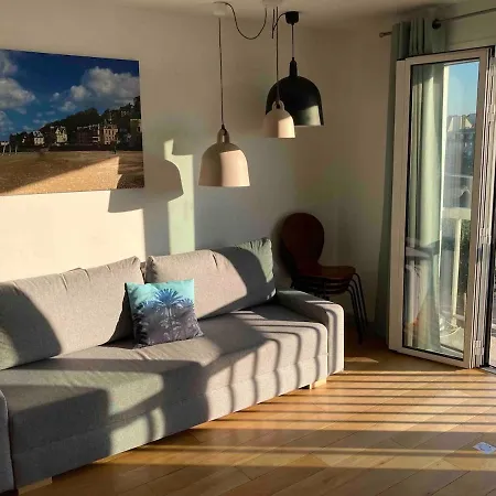 Apartman Arlettetrouville 40m2, 2 Pieces Hyper Centre Vue Pour 4 Personnes Avec Bebe, Arlette ! *