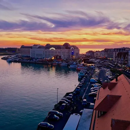 40m2, 2 Pieces Hyper Centre Vue Pour 4 Personnes, Arlette ! Appartement Trouville-sur-Mer