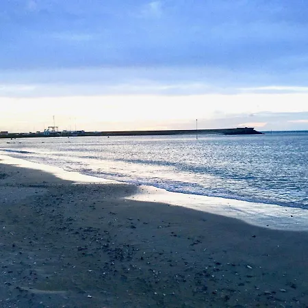 40m2, 2 Pieces Hyper Centre Vue Pour 4 Personnes, Arlette ! Appartement