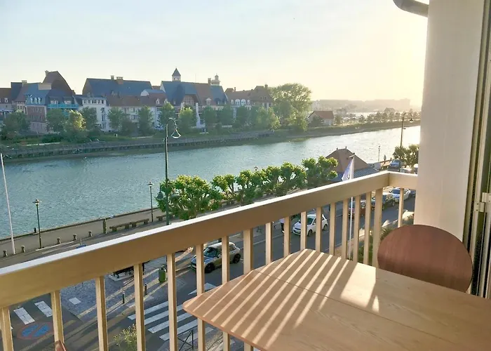 Arlettetrouville 40m2, 2 Pieces Hyper Centre Vue Pour 4 Personnes Avec Bebe, Arlette ! * Trouville-sur-Mer