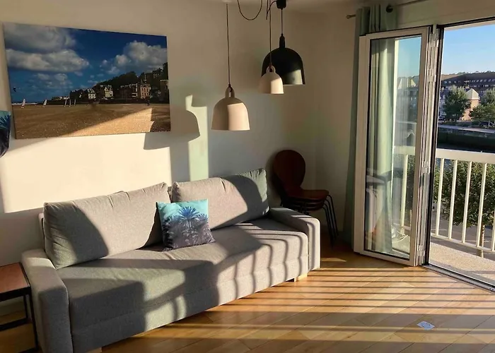 Διαμέρισμα Arlettetrouville 40m2, 2 Pieces Hyper Centre Vue Pour 4 Personnes Avec Bebe, Arlette ! *