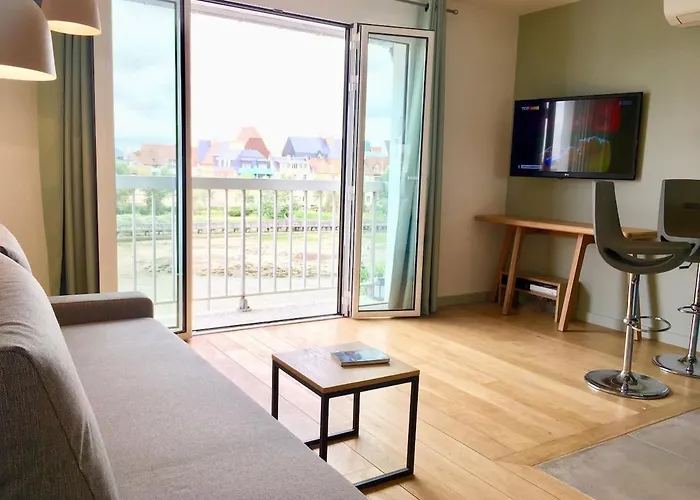 Апартаменты Agarrusrentals 40m2, 2 Pieces Hyper Centre Vue Pour 4 Personnes Avec Bebe, Arlette ! Трувиль-сюр-Мер