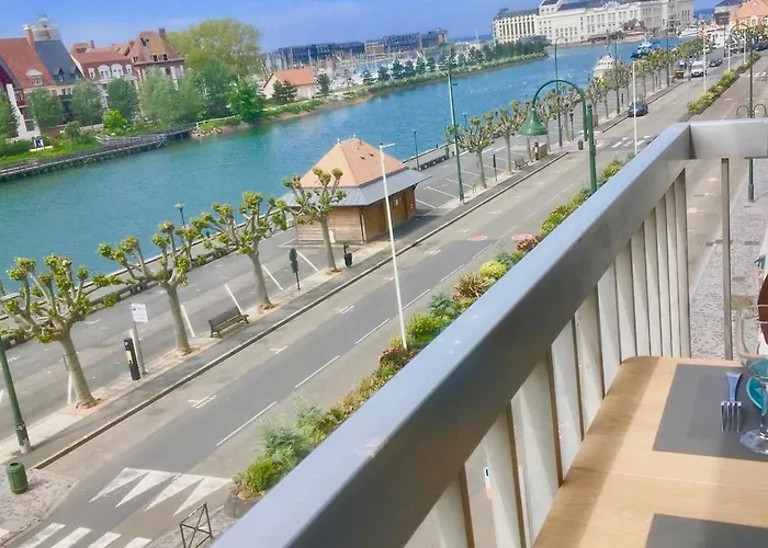 Apartment Agarrusrentals 40m2, 2 Pieces Hyper Centre Vue Pour 4 Personnes Avec Bebe, Arlette !