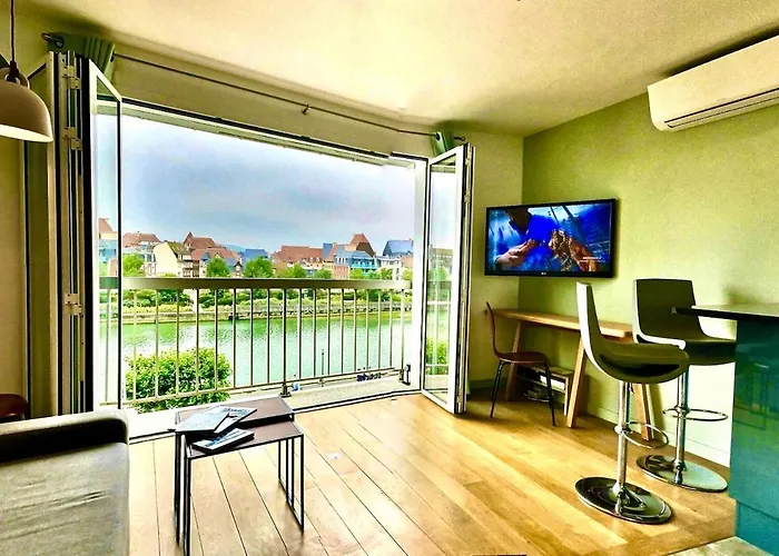 Апартаменты Agarrusrentals 40m2, 2 Pieces Hyper Centre Vue Pour 4 Personnes Avec Bebe, Arlette !